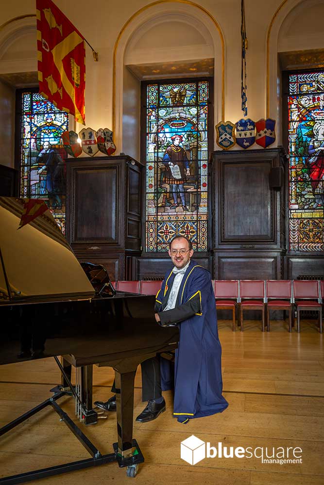 Musician Portrait Photography London of Julian Cable by Blue Square Management at The Worshipful Co Of Stationers & Newspaper Makers 06