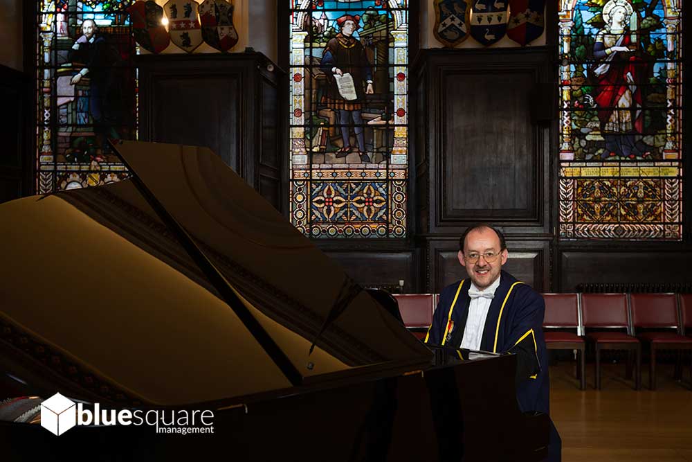 Musician Portrait Photography London of Julian Cable by Blue Square Management at The Worshipful Co Of Stationers & Newspaper Makers 07